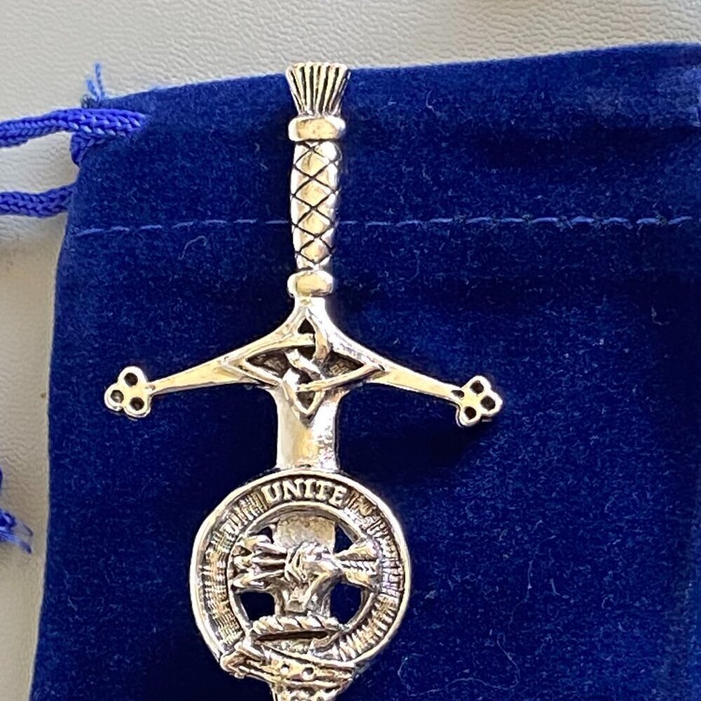 Scottish Clan Brodie Crest Kilt Or Brooch Pin NWOT - Picture 3 of 7